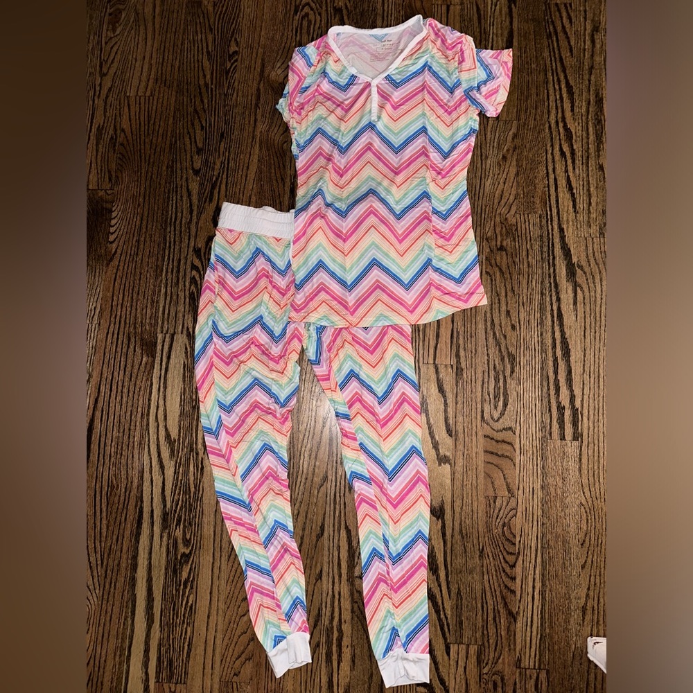 Little sleepies chevron set